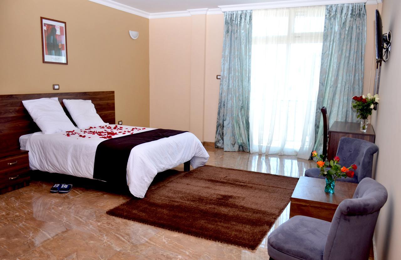Melodie Hotel Addis Abeba Buitenkant foto