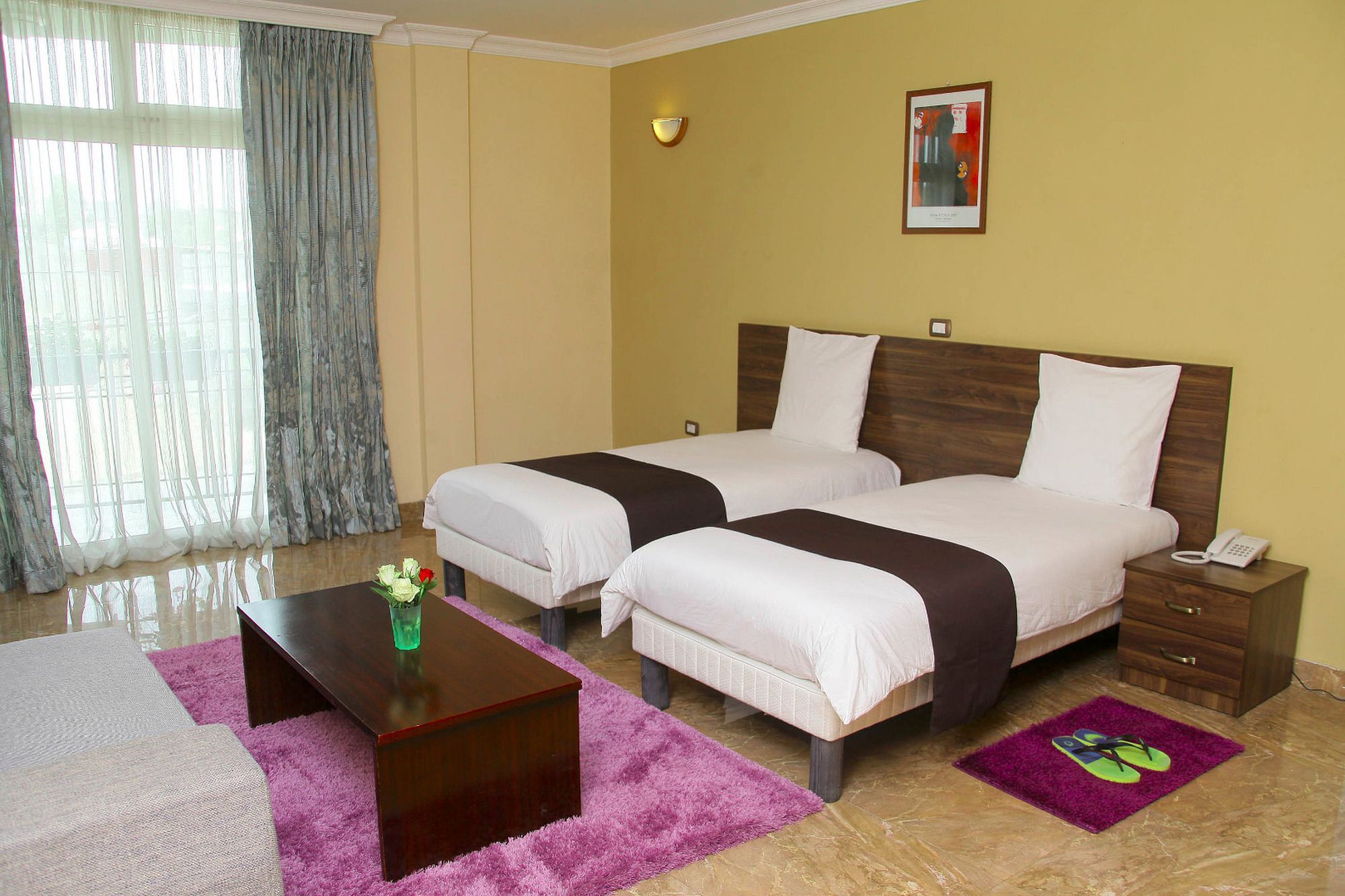 Melodie Hotel Addis Abeba Buitenkant foto